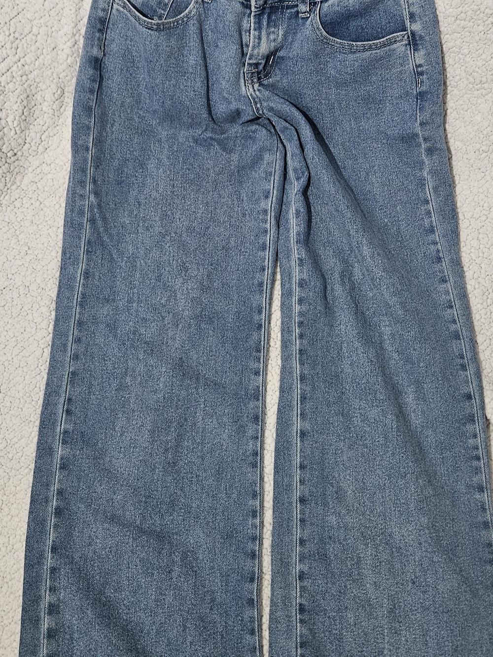 GOGO Wide-Leg Flare Jeans in Light Blue Wash